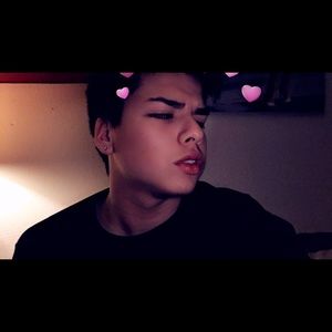 Meet your Posher, Elias